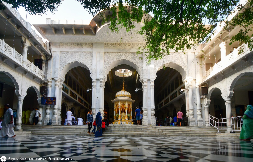 Courtyard of ISKCON Juhu, Mumbai